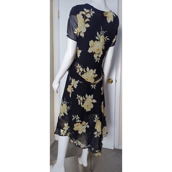 STUDIO I PETITE Two Piece Blouse Skirt Set Yellow Black and Cream Women size 10P - Picture 8 of 11